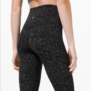 Lululemon align Formation Camo 28" (2)